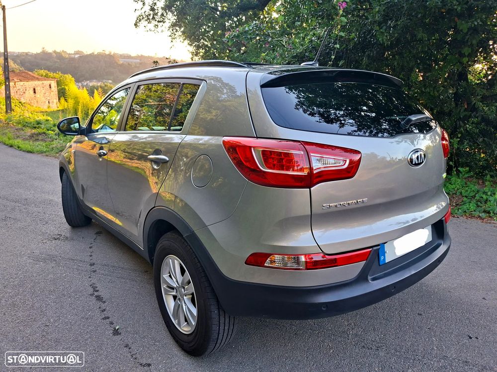 Kia Sportage 1.7 CRDI ISG TX Navi - 5