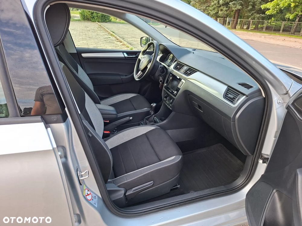 Skoda RAPID - 14