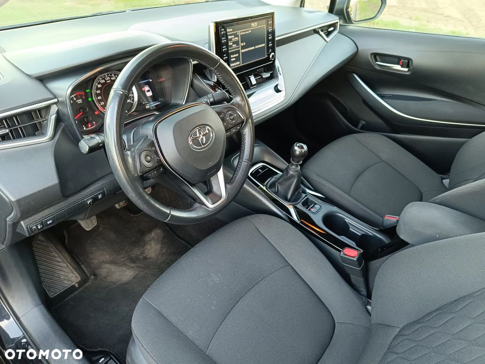 Toyota Corolla 1.6 Comfort - 11