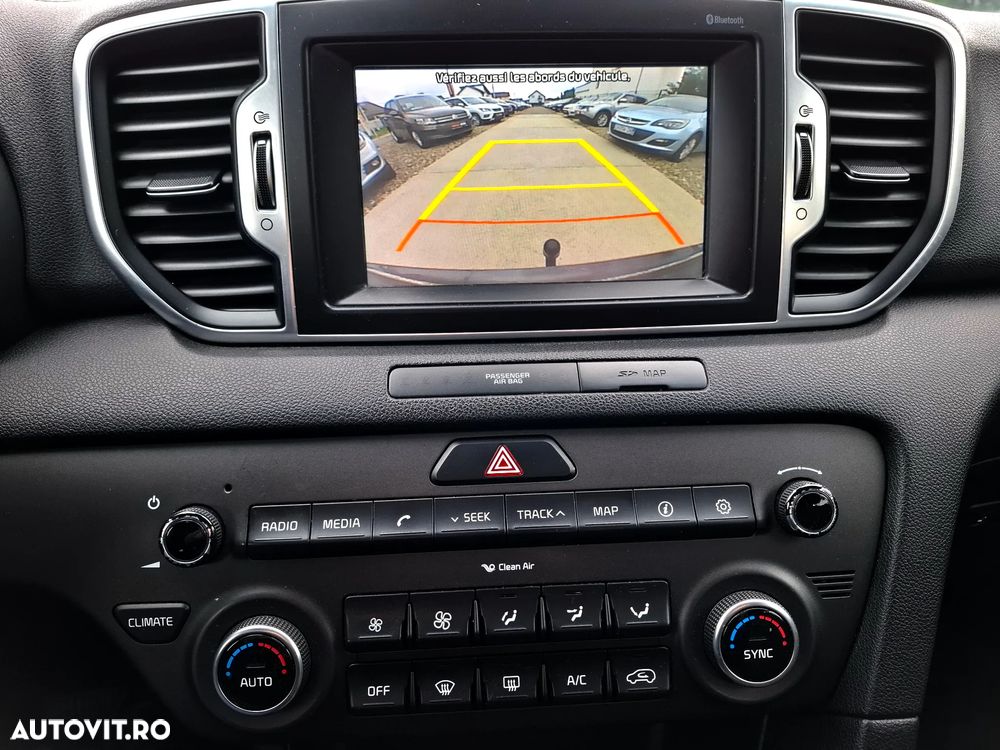 Kia Sportage 1.7 DSL 7DCT 4x2 Style - 9