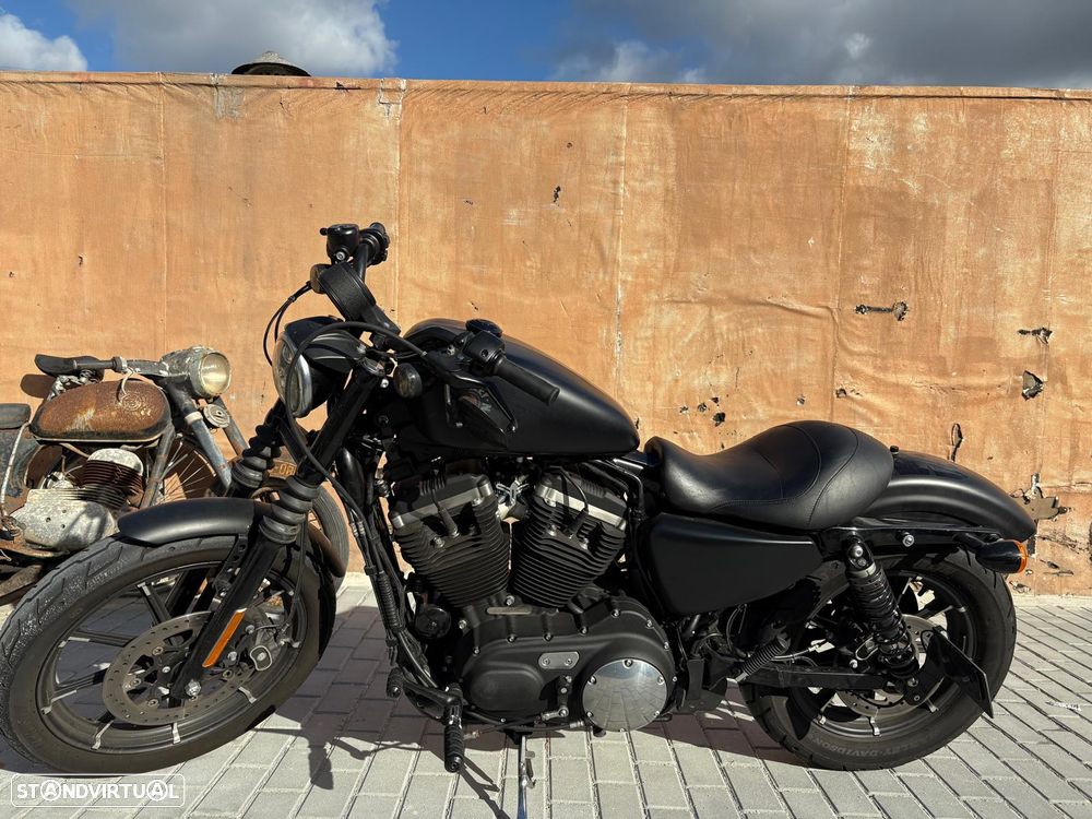 Harley-Davidson Sportster - 1
