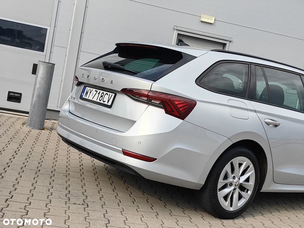 Skoda Octavia 1.5 TSI Business - 32
