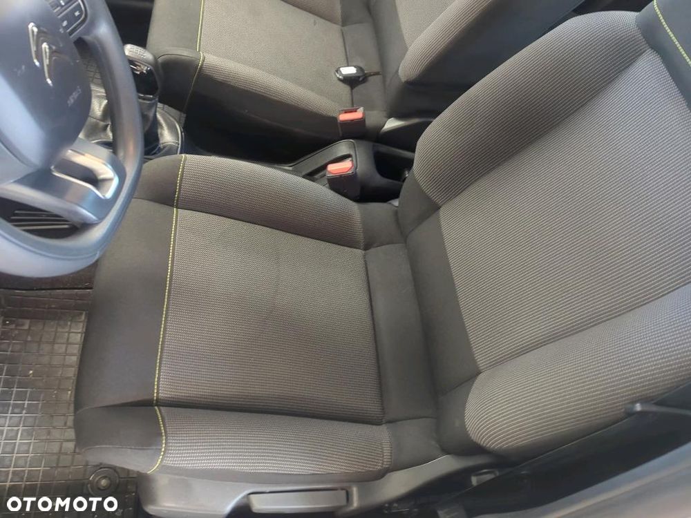 Citroën C3 1.2 PureTech Shine - 16