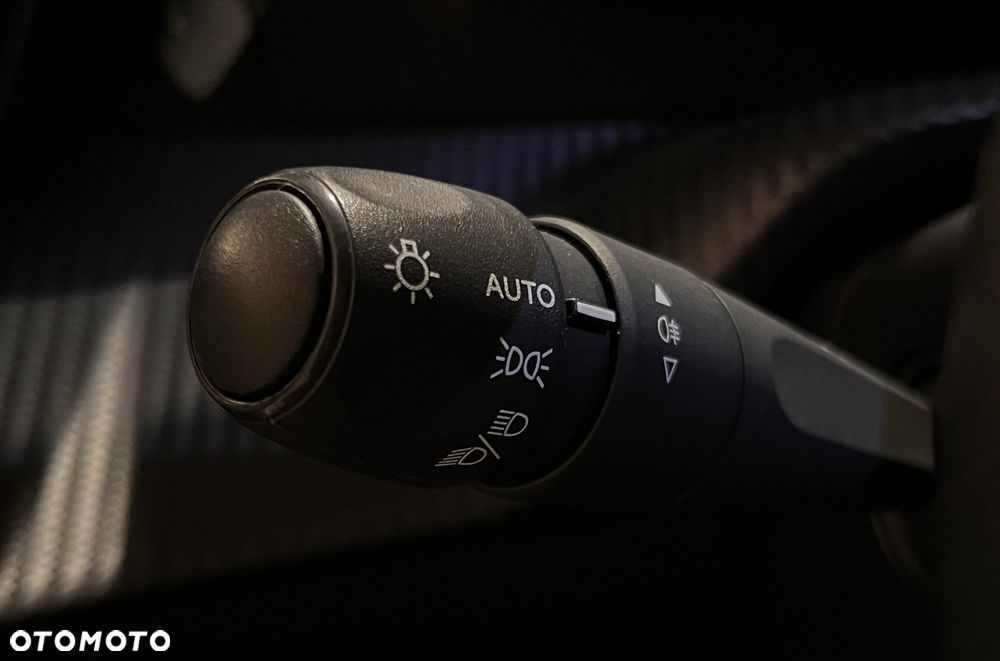 Peugeot 2008 PureTech 130 Allure - 20