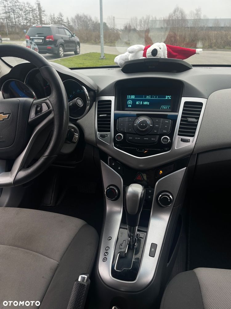 Chevrolet Cruze 1.8 LT - 8