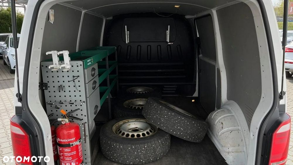 Volkswagen Transporter - 9
