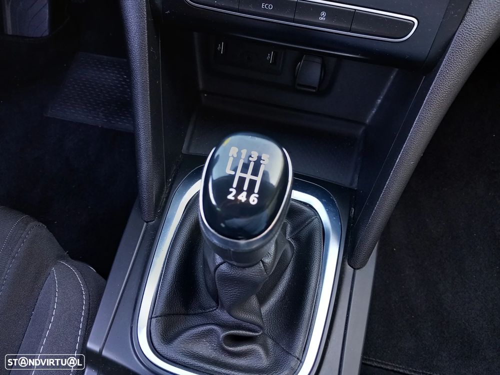 Renault Mégane Sport Tourer 1.5 dCi Limited - 17