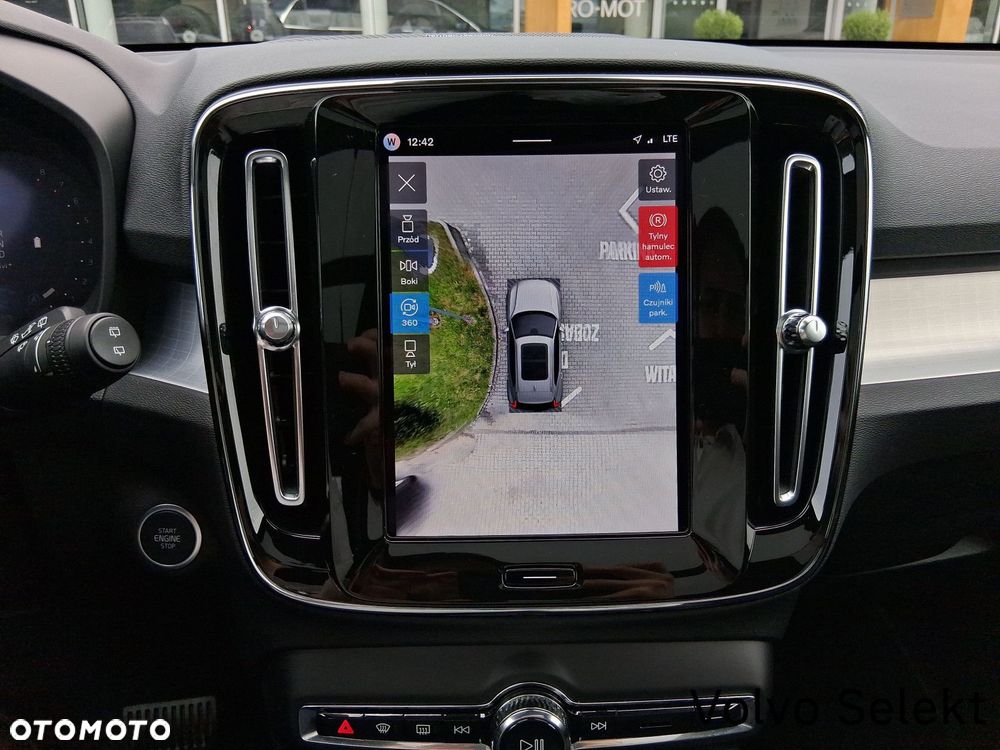Volvo XC 40 - 26