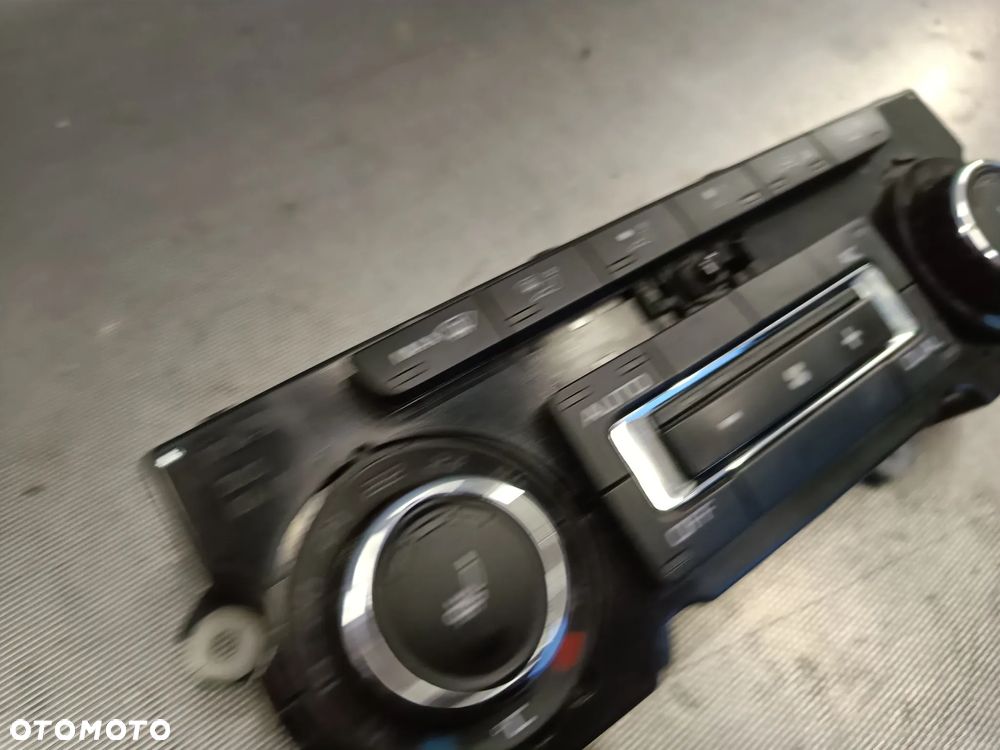 Panel klimatyzacji Skoda Superb 2 Octavia II FL panel climatronic Podgrzewane Fotele 3T0907044BS - 2