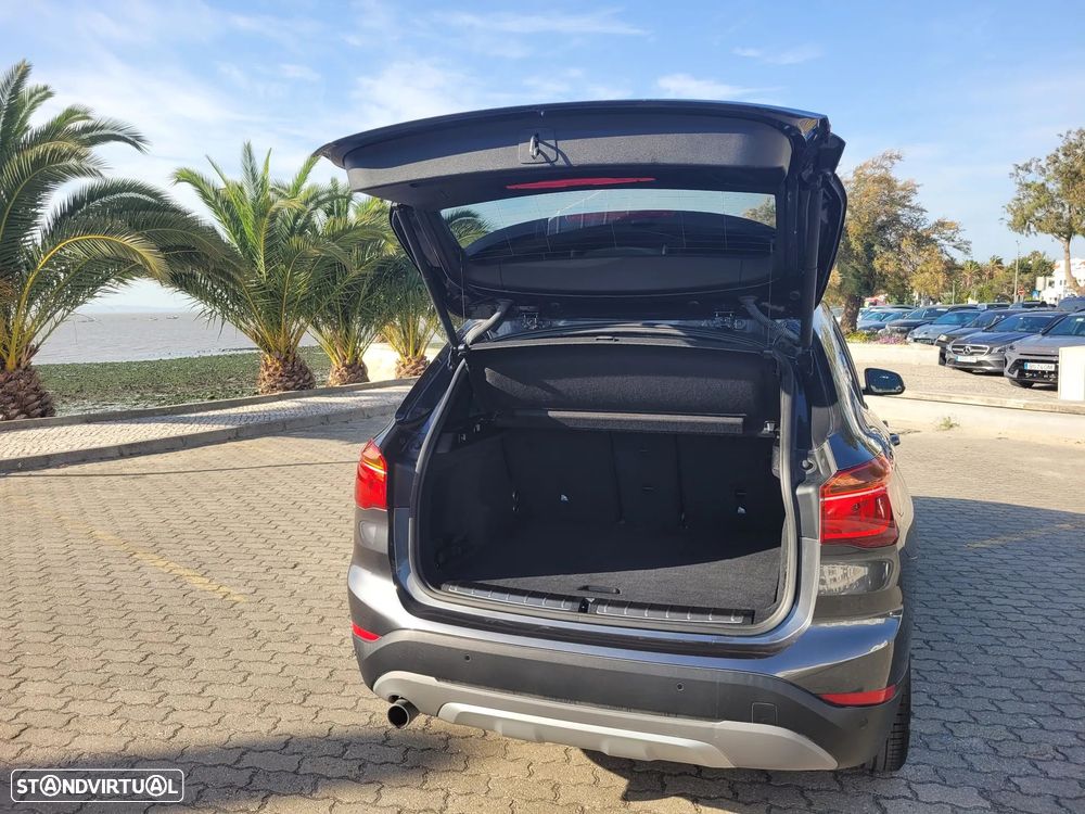BMW X1 16 d sDrive Line xLine - 29