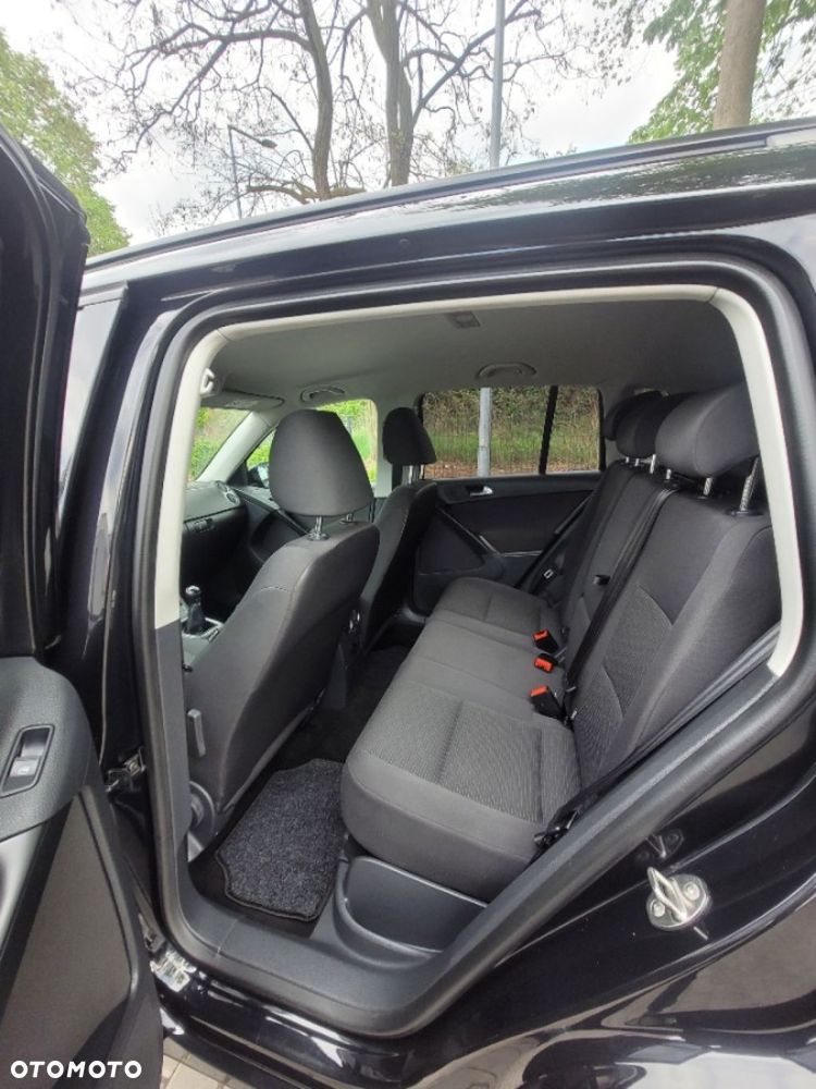Volkswagen Tiguan - 14