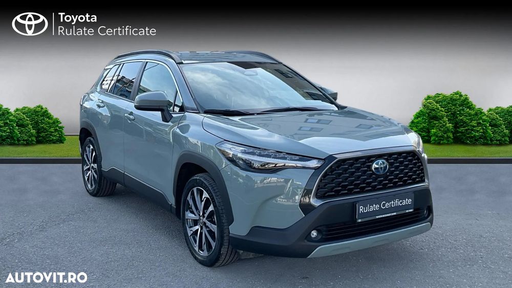 TOYOTA Corolla Cross 2023 — imagine 8