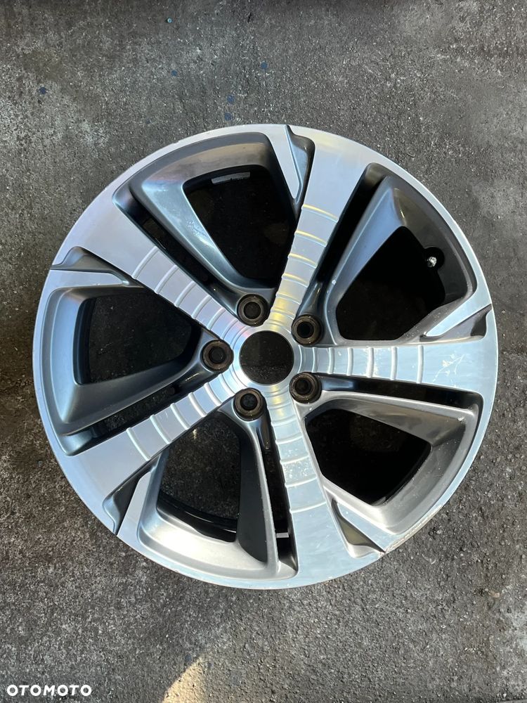 Felga Peugeot 308 T9 18 8J ET 48 9806253277 1szt - 1