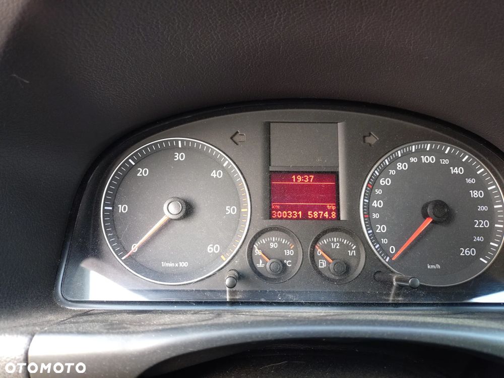 Volkswagen Touran 1.9 TDI Trendline - 2