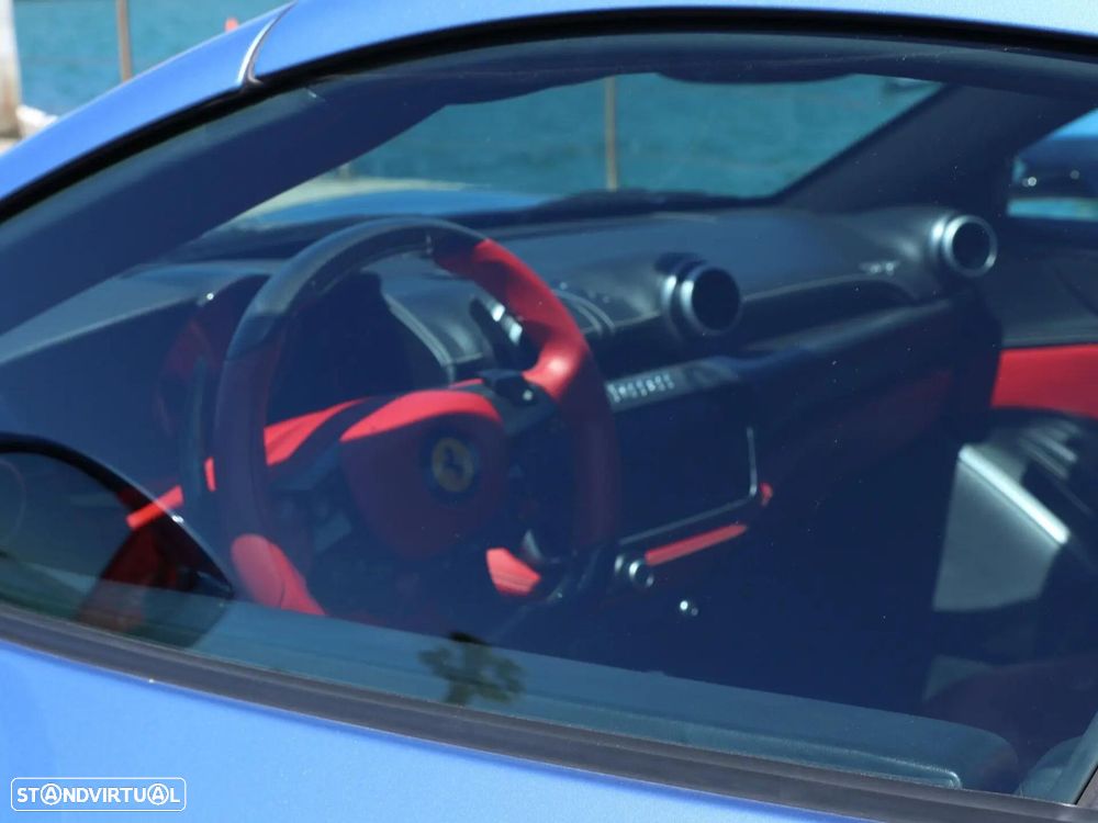Ferrari Portofino 3.9 Twin-Turbo V8 - 34