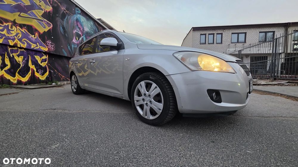 Kia Ceed 1.6 CRDi EX - 4