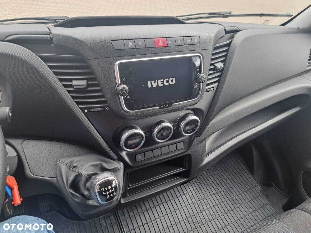 Iveco Daily | 3.0  180 KM | Mobilny serwis opon | - 10