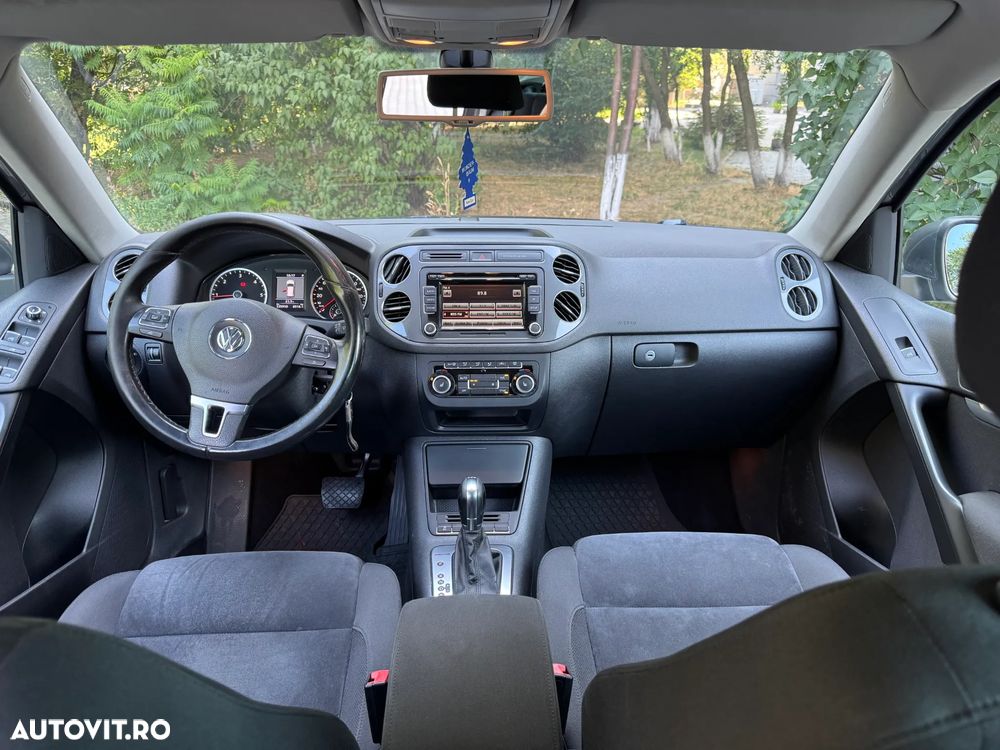 Volkswagen Tiguan 2.0 TDI 4Motion DSG Sport & Style - 8