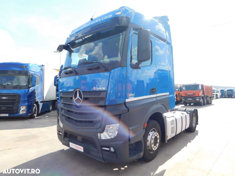 Mercedes-Benz Actros - 1