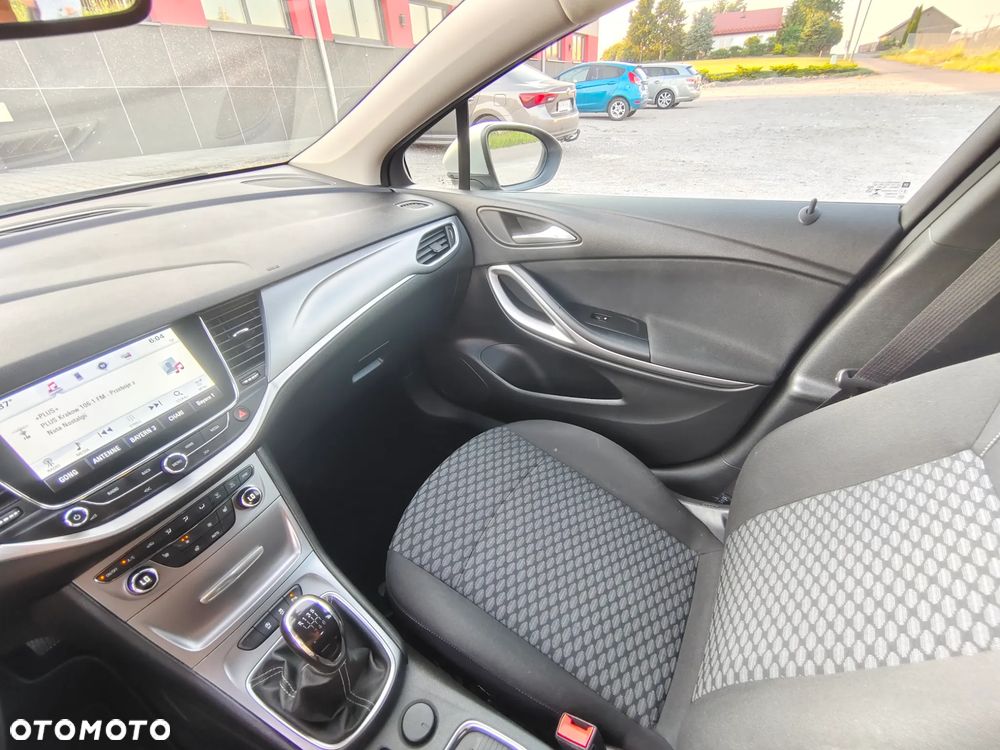 Opel Astra 1.6 CDTI Enjoy S&S - 28
