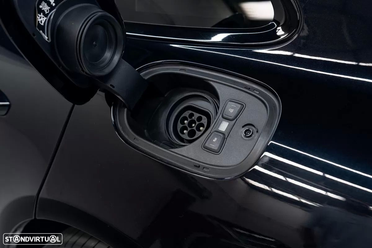 Porsche Panamera Sport Turismo 4 E-Hybrid - 12