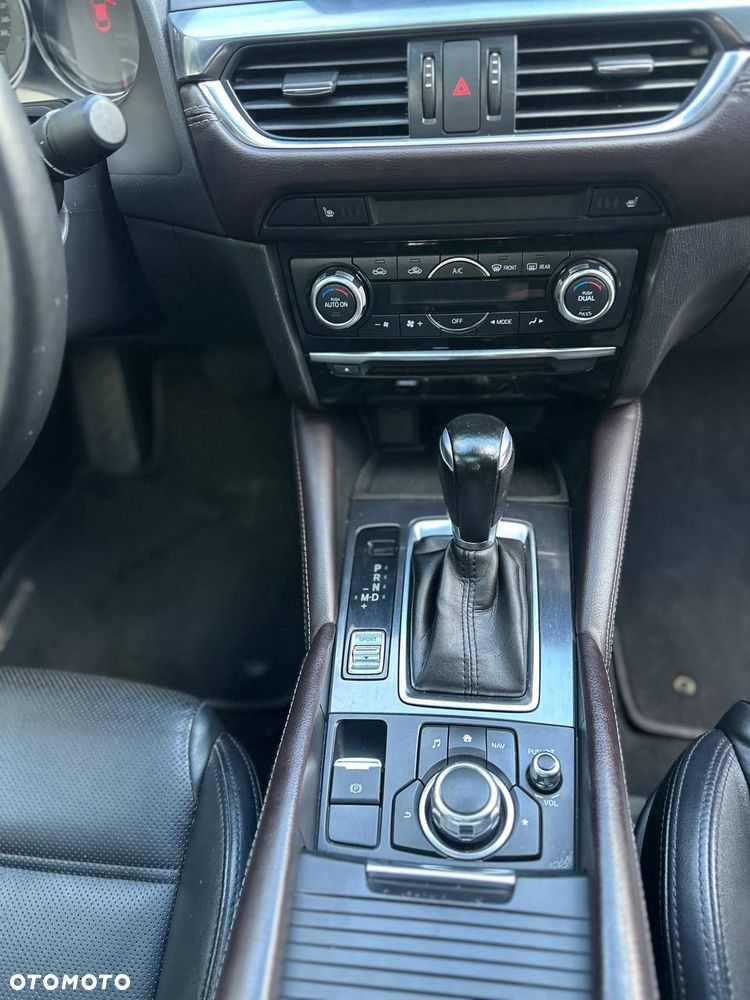 Mazda 6 - 11