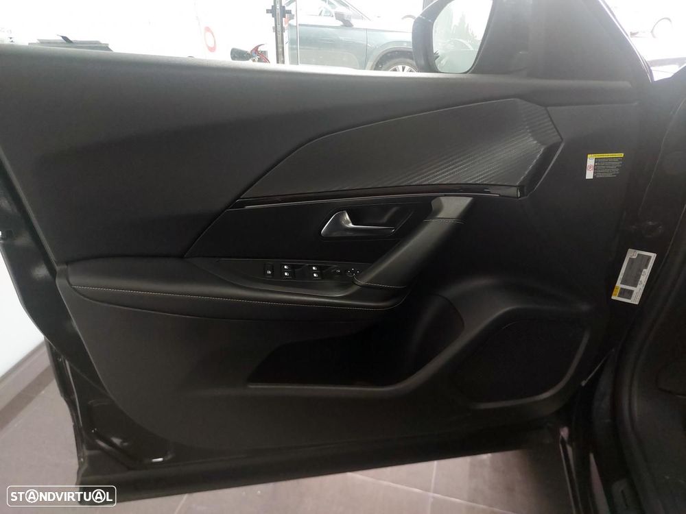 Peugeot 2008 1.2 PureTech GT Line - 12