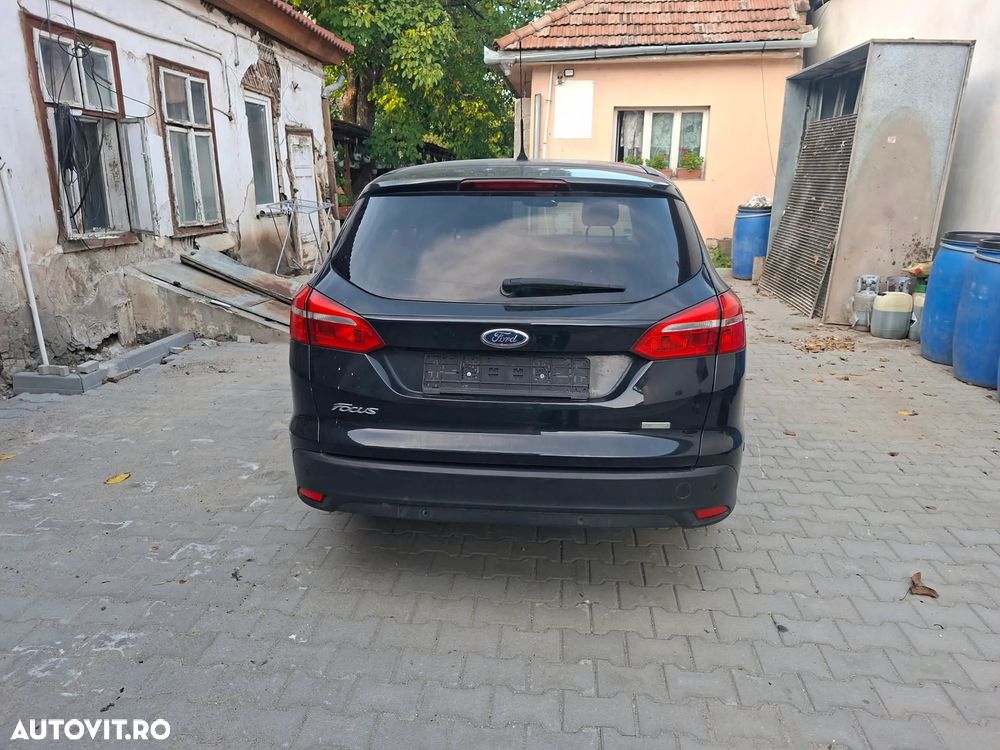 Ford Focus - 4