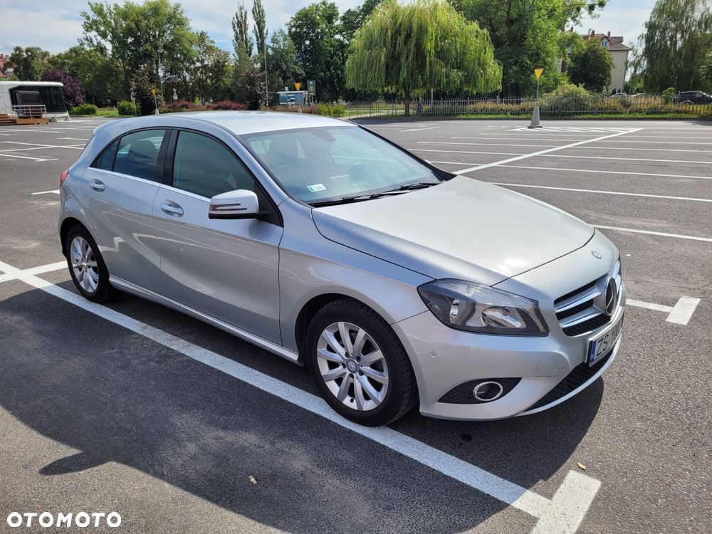 Mercedes-Benz Klasa A 180 (BlueEFFICIENCY) Style - 2