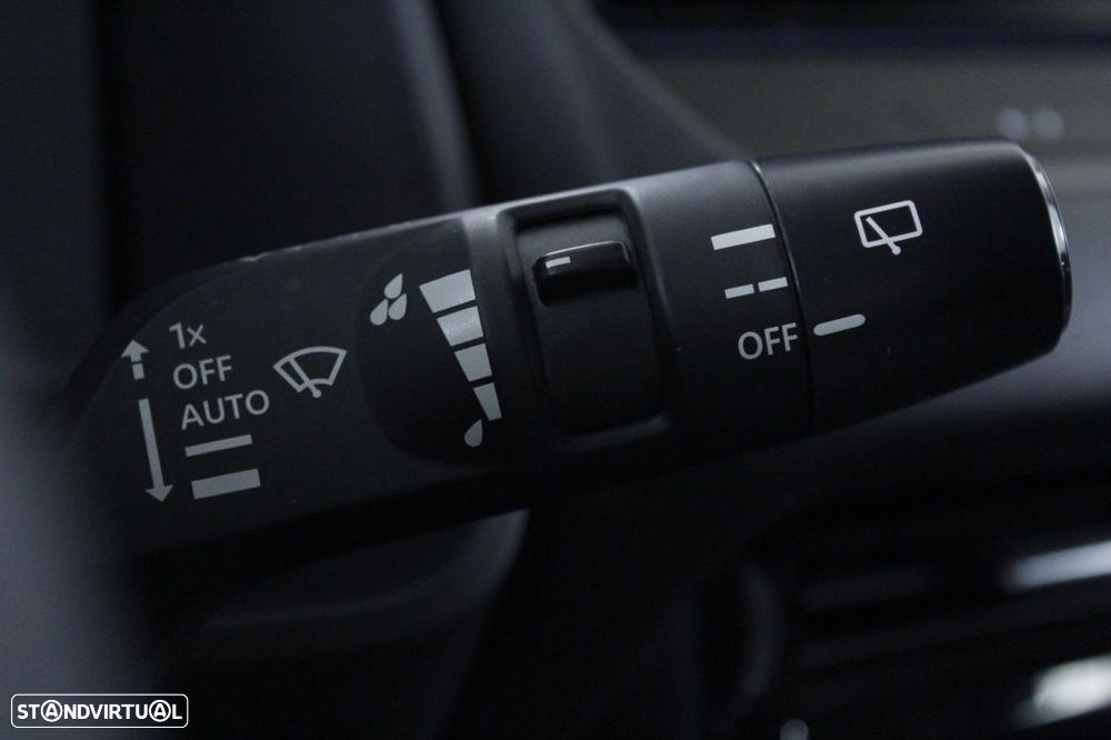 Nissan Qashqai 1.3 DIG-T N-Connecta LED - 26