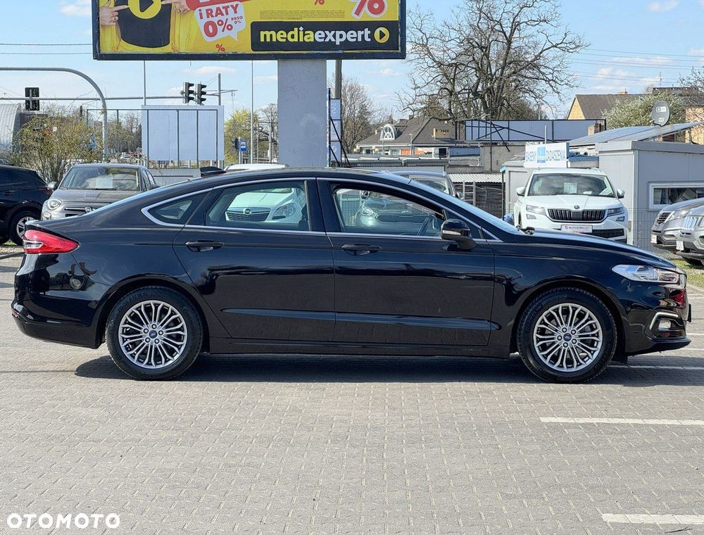 Ford Mondeo 2.0 Hybrid Titanium - 11