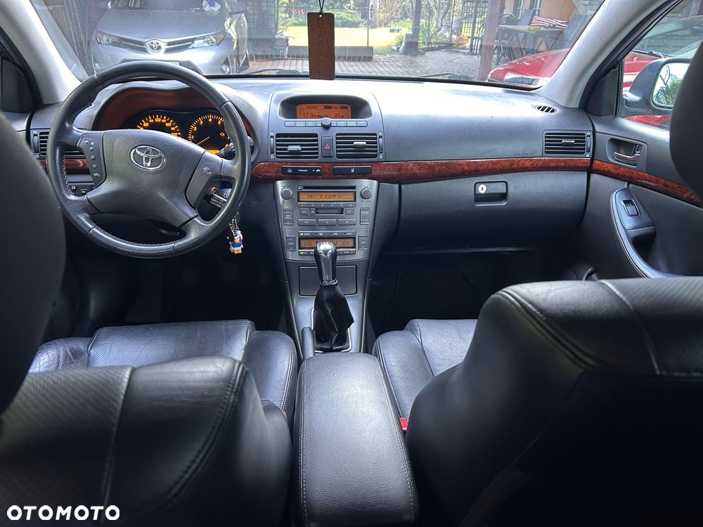 Toyota Avensis 2.0 VVT-i Sol - 7