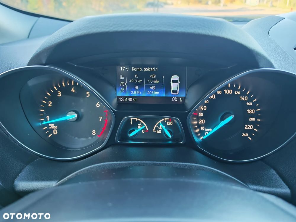 Ford Kuga 1.5 EcoBoost 2x4 ST-Line - 19