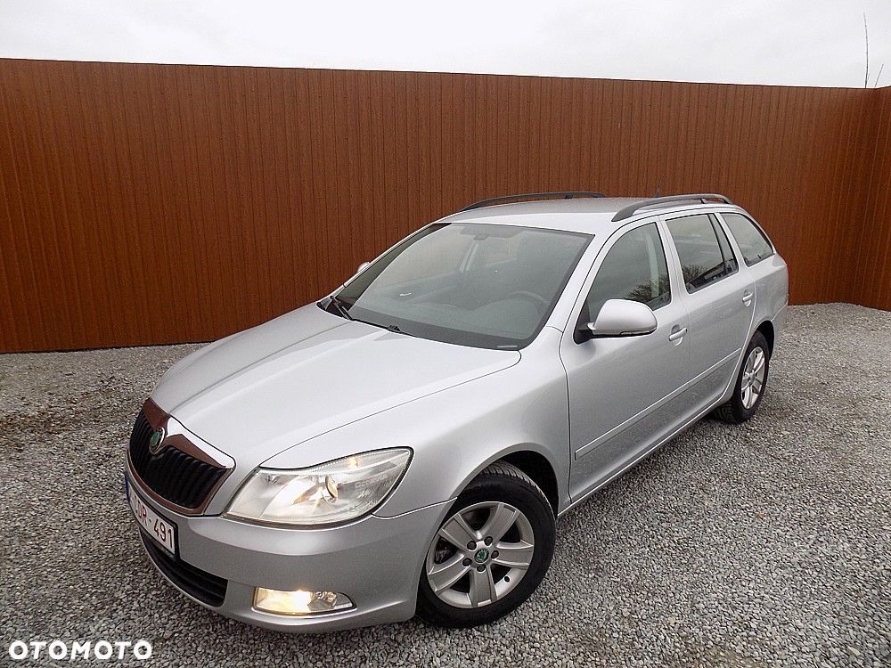 Skoda Octavia 1.6 TDI DPF Fun - 2