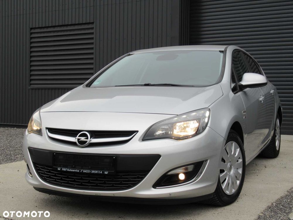 Opel Astra - 4