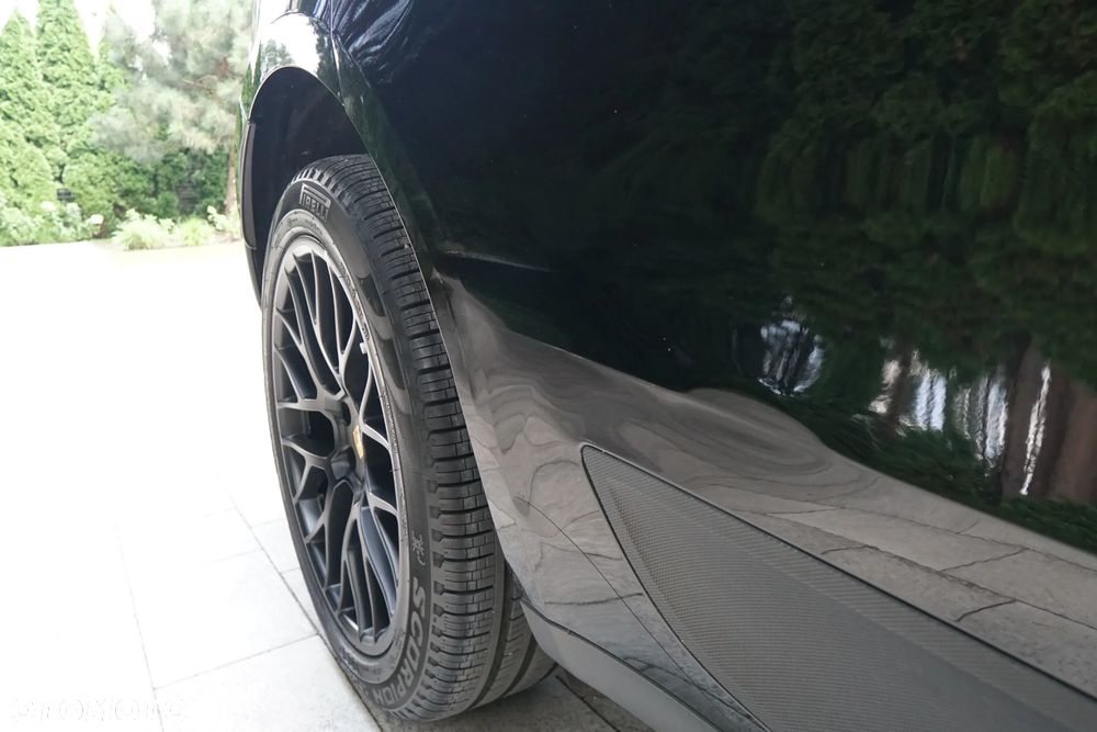 Porsche Macan - 23