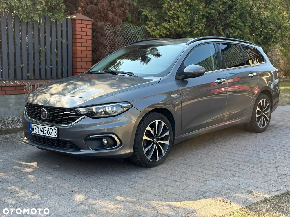 Fiat Tipo 1.6 MultiJet 16v Lounge - 1