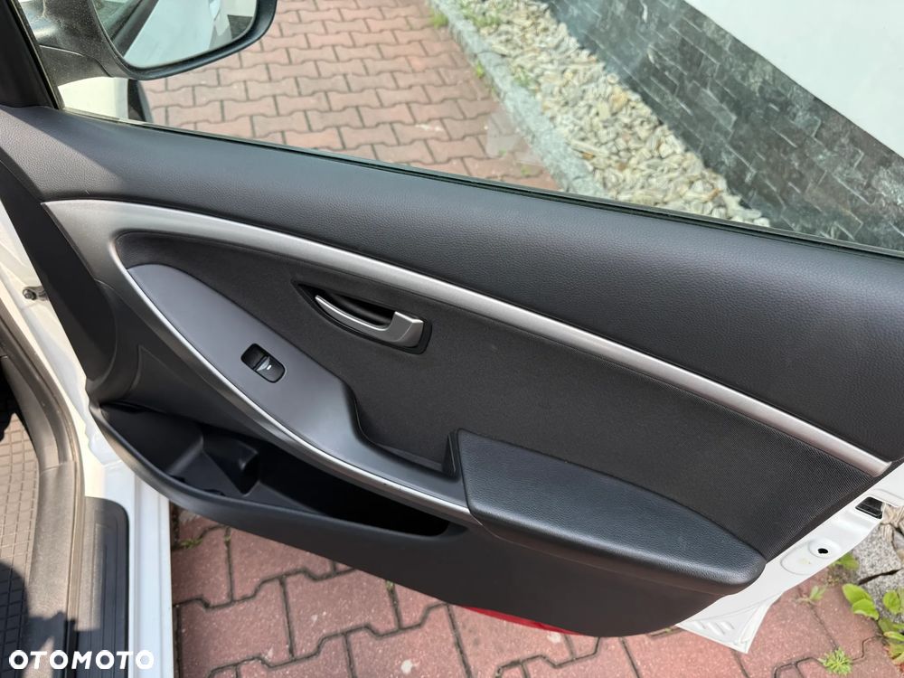Hyundai i30 1.6 GDI Classic - 17