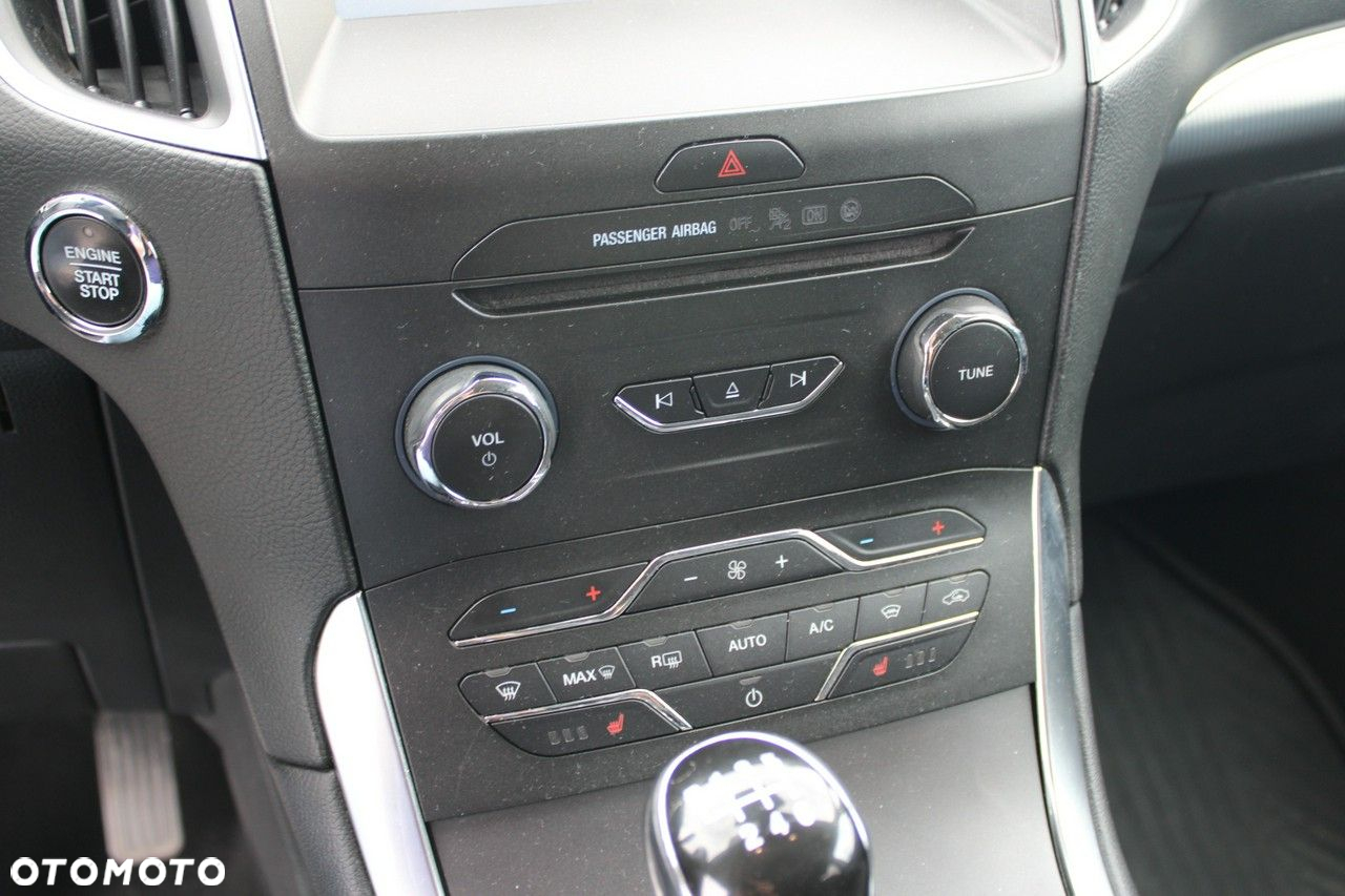 Ford S-Max - 22