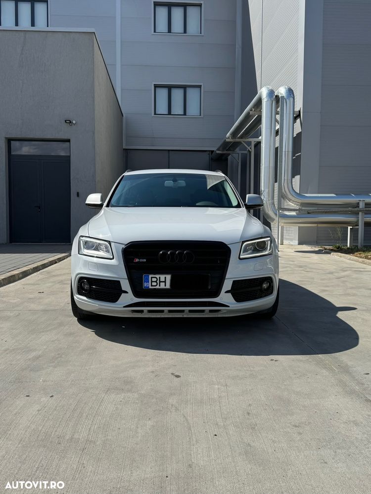 Audi SQ5 - 2