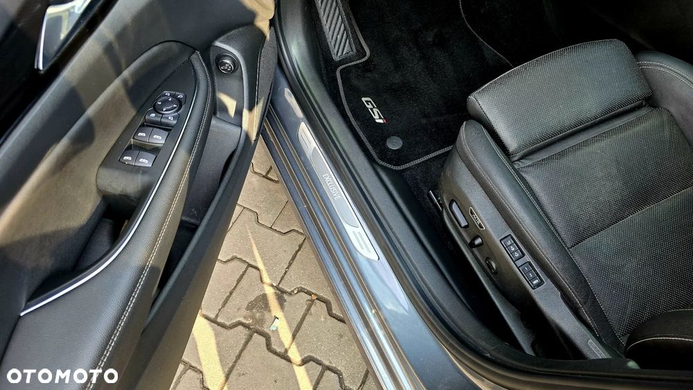 Opel Insignia 2.0 BiTurbo D 4x4 Automatik GSI - 16