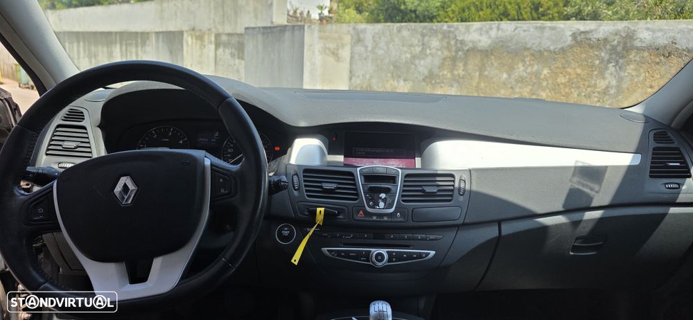 Renault Laguna 2.0 dCi Dynamique Luxe - 11