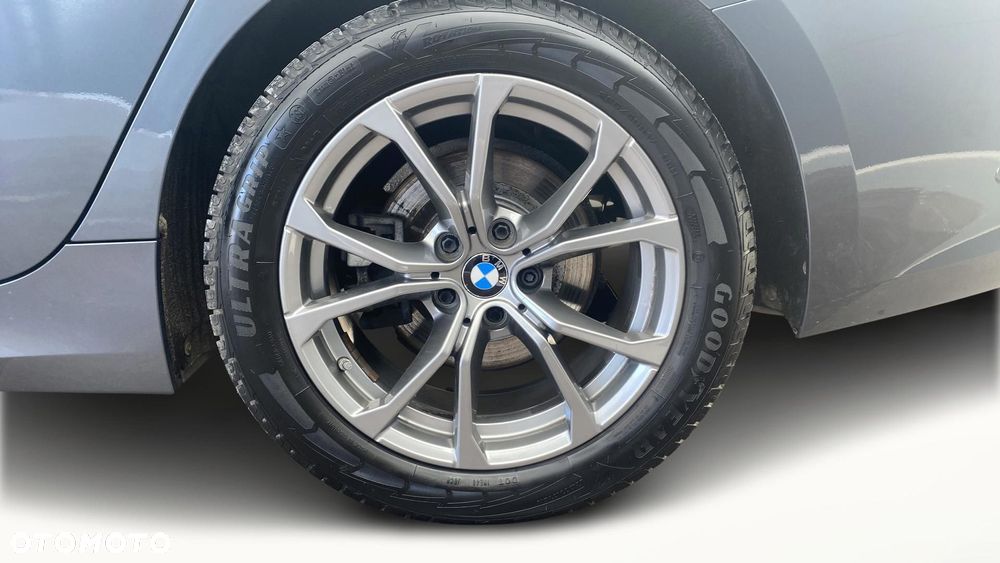 BMW Seria 3 318d Sport Line - 14