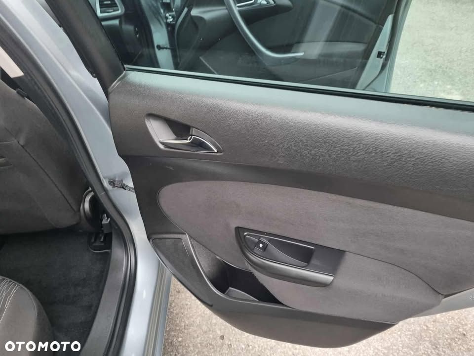 Opel Astra 1.4 Turbo Style - 18