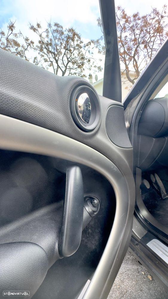 MINI Countryman Cooper D - 12