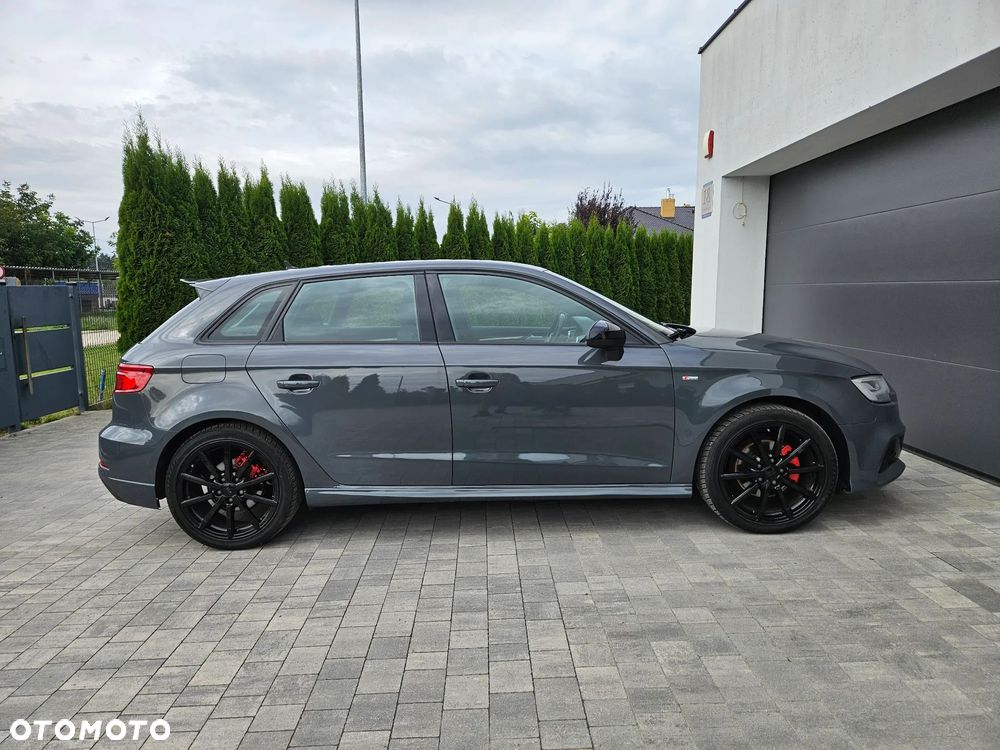 Audi A3 Sportback 30 TFSI S tronic sport - 2