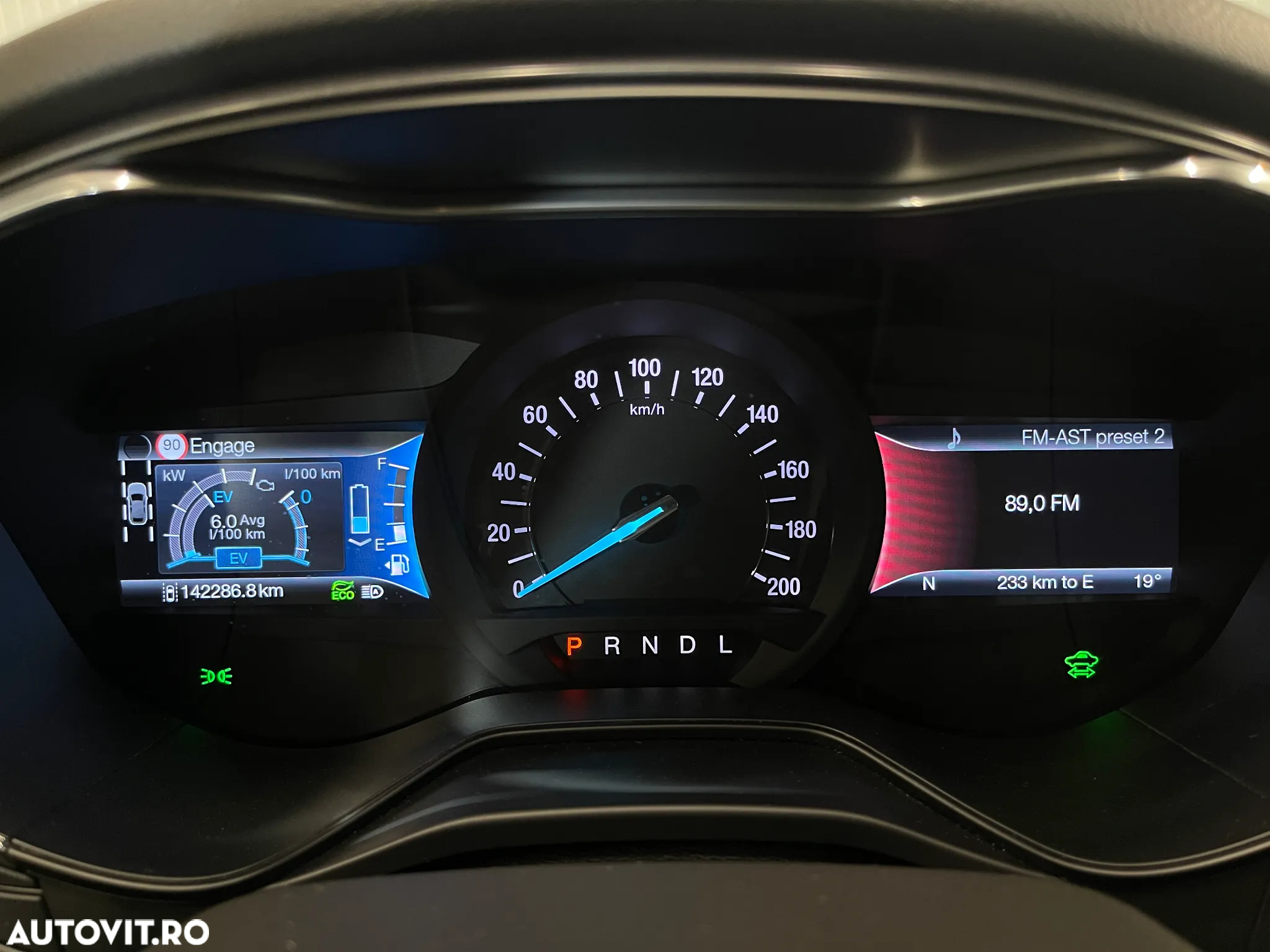 Ford Mondeo Vignale 2.0 Hybrid - 25