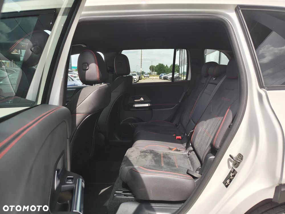 Mercedes-Benz GLB 200 AMG Line 7G-DCT - 15