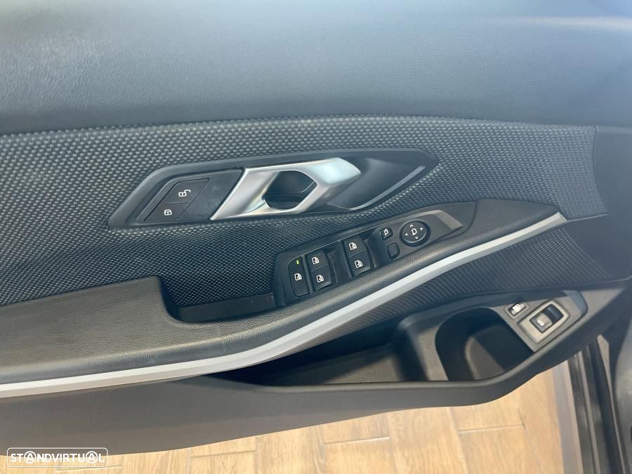 BMW 320 e Corporate Edition Auto - 27