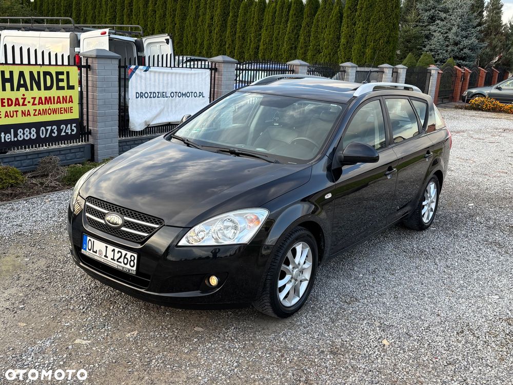Kia Ceed - 4